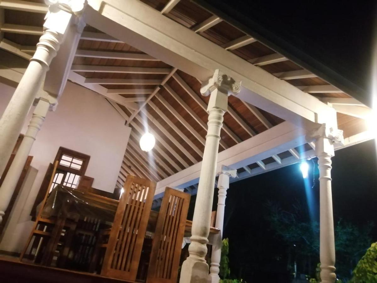 Tranquility Guest House Hikkaduwa Exteriör bild