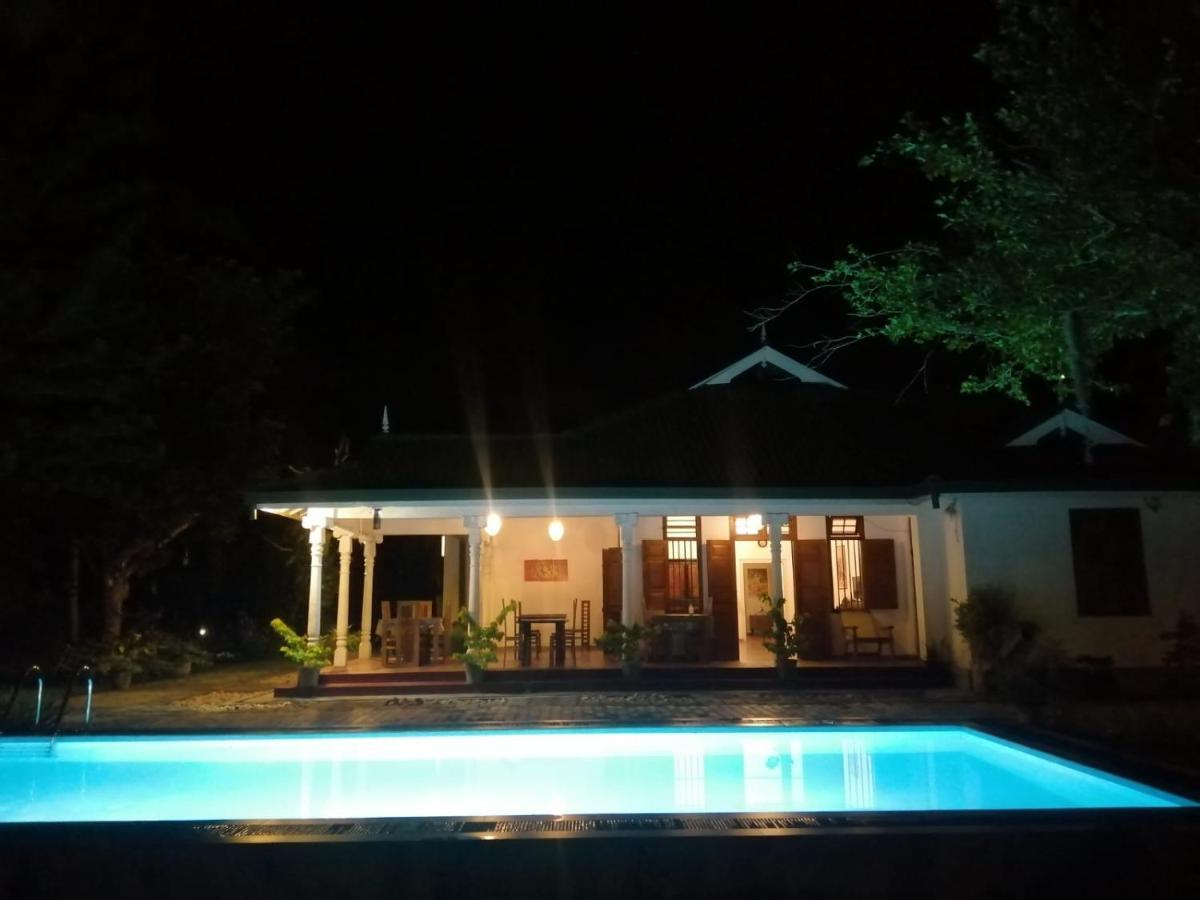 Tranquility Guest House Hikkaduwa Exteriör bild