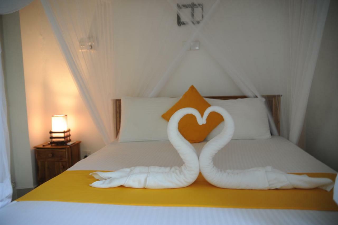 Tranquility Guest House Hikkaduwa Exteriör bild